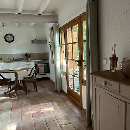 Petite Maison Pleine De Charme Casa de hóspedes *